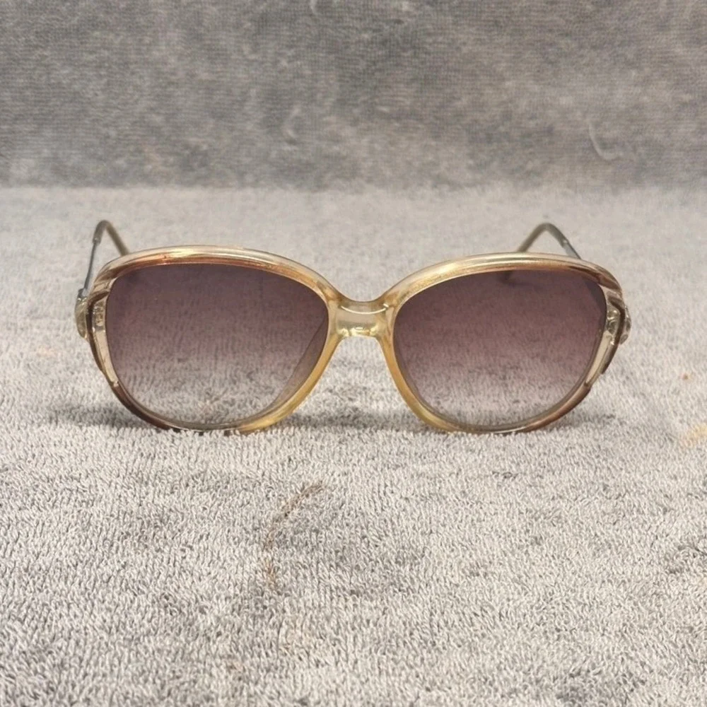 Vintage Oversized Sunglasses Amber Brown Gradient Lenses Gold Tone Frames Retro